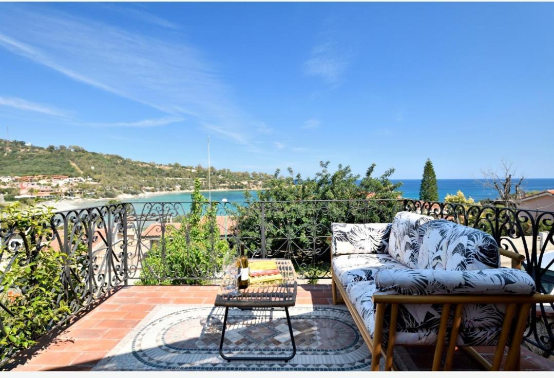 Вілла Porto Frailis Arbatax Casa Vista Mare Екстер'єр фото