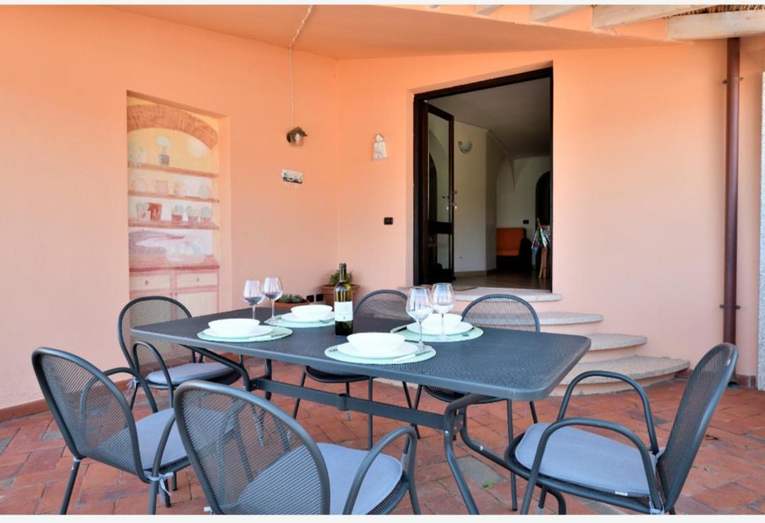 Вілла Porto Frailis Arbatax Casa Vista Mare Екстер'єр фото